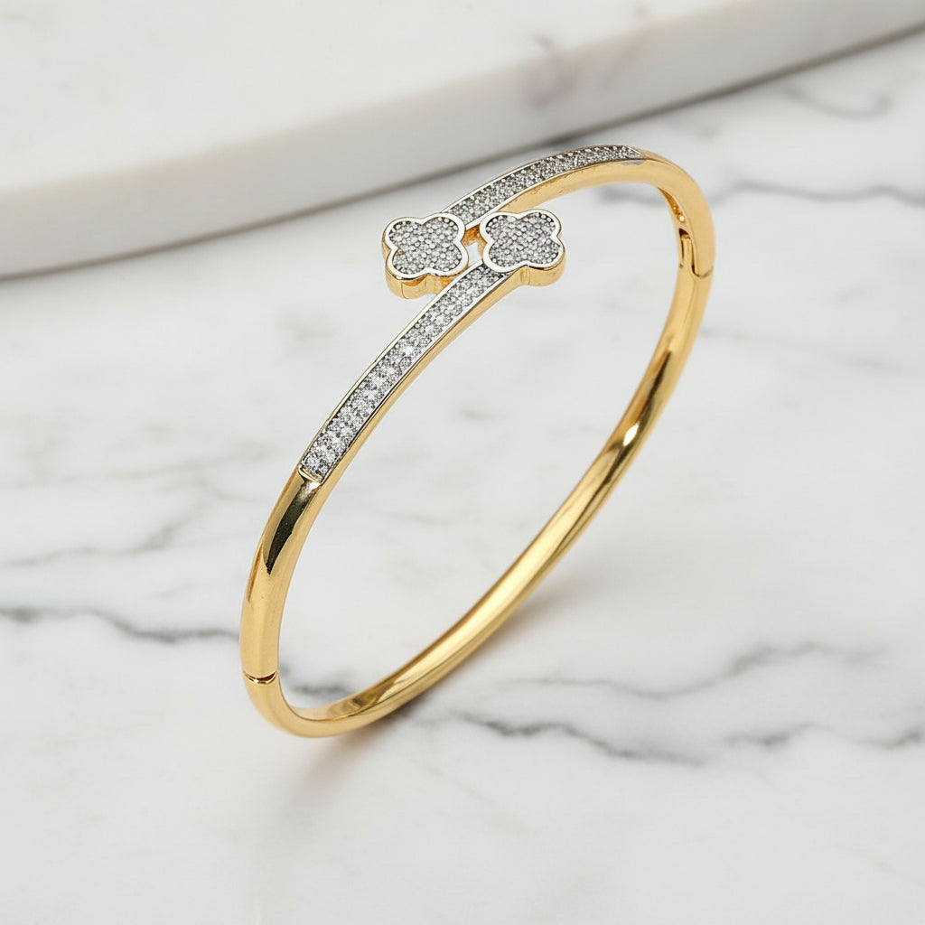 Eterna Duo Clover Pave Bangle